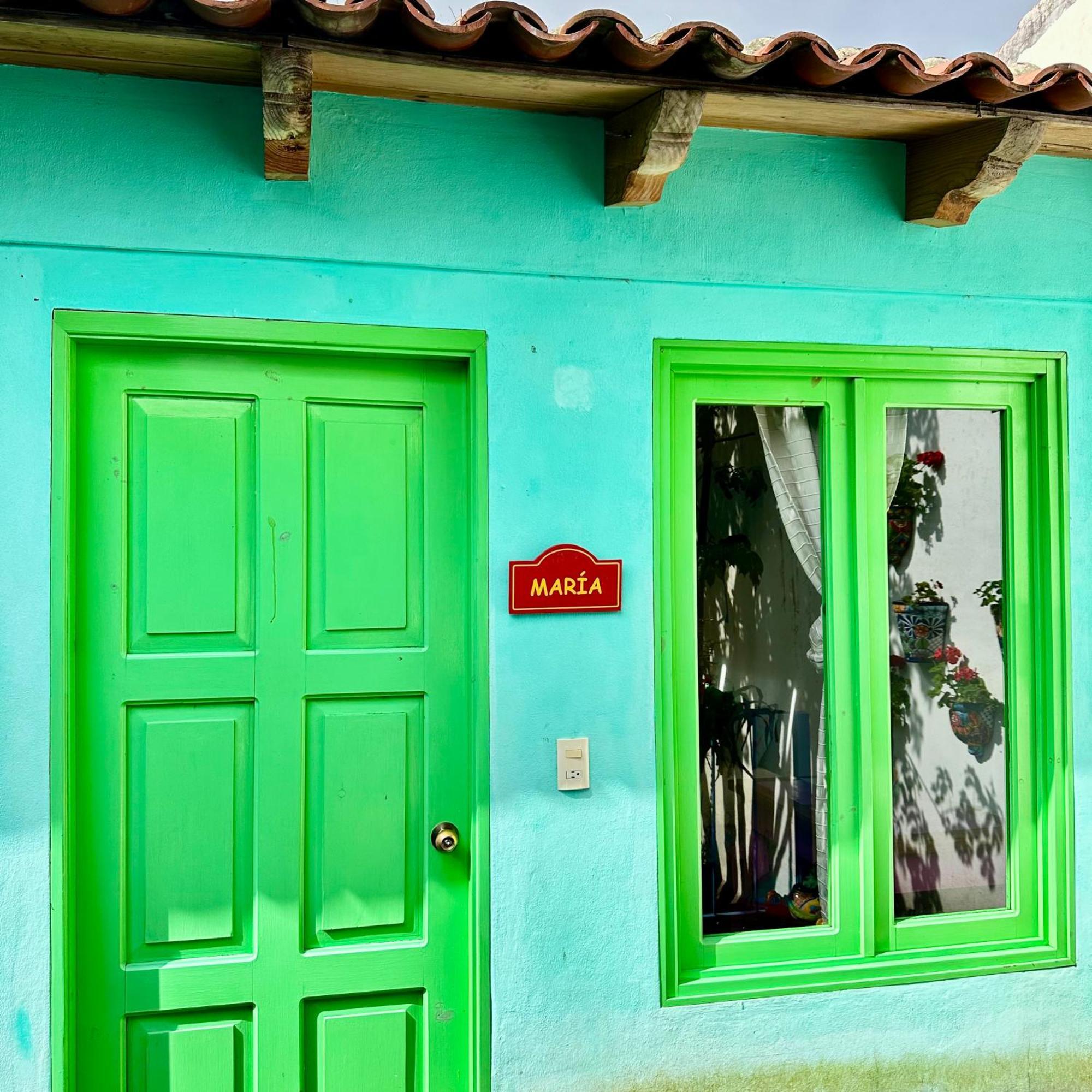 La Etelvina Suites San Cristóbal de Las Casas Δωμάτιο φωτογραφία